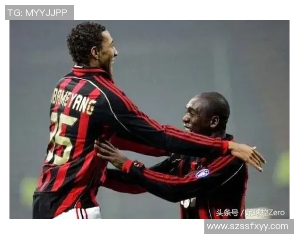 特雷杨与足球巨星亲密合影互动视频引发球迷热议